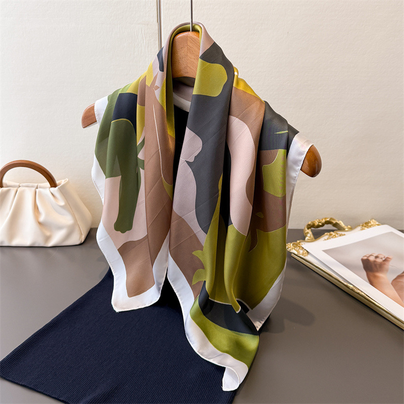 وشاح نسائي مربع جديد لعام 2026 - مراجعة Silk Scarf Square وسعره
