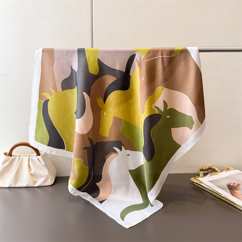 وشاح نسائي مربع جديد لعام 2026 - مراجعة Silk Scarf Square وسعره