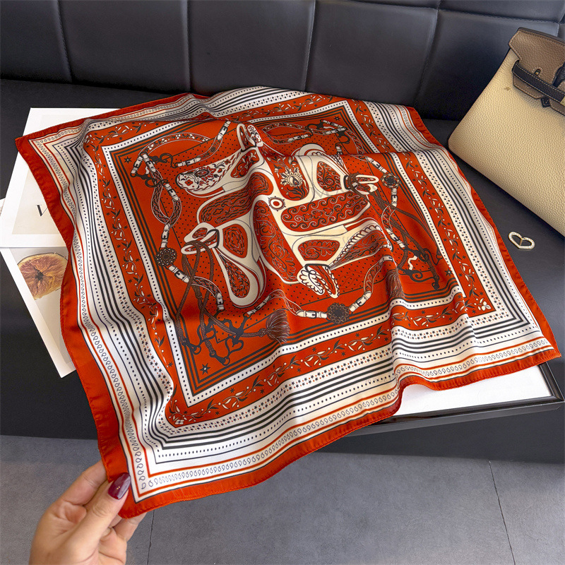 وشاح حريري مربع جديد بتصميم با - مراجعة Silk Scarf Square وسعره